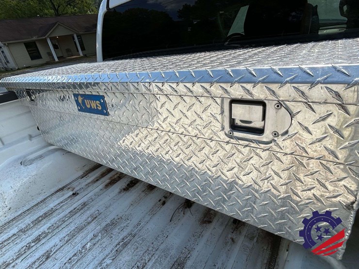 2021-chevrolet-colorado-image-23