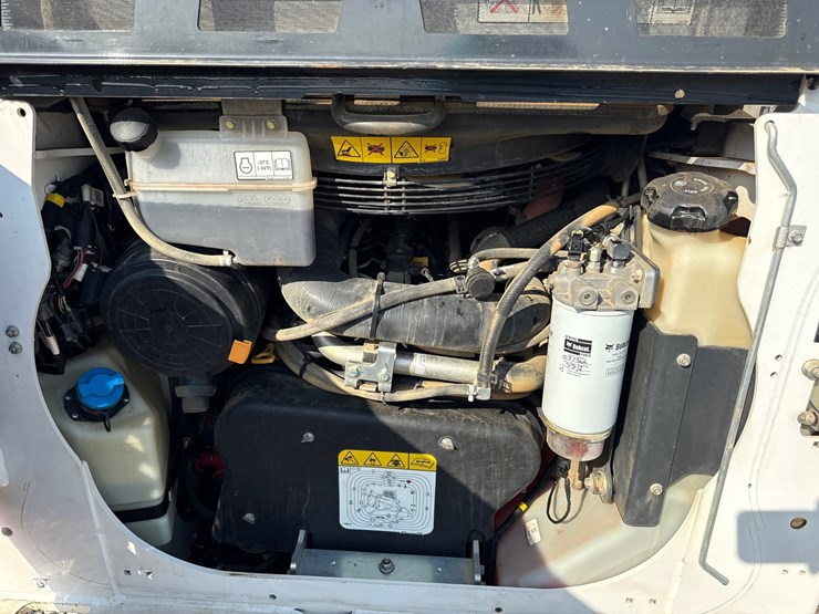 2024-bobcat-t86-image-11