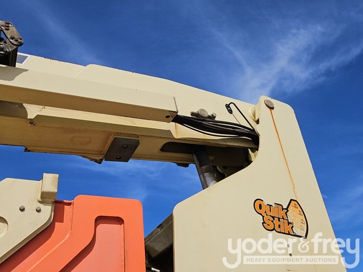 2008-jlg-800aj-image-24