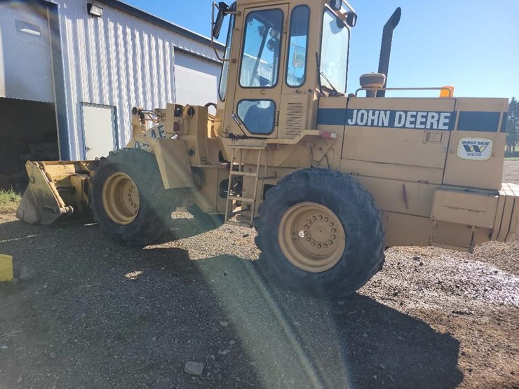 deere-444e-image-7