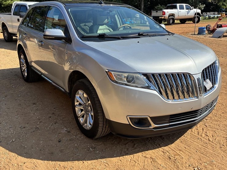 2012-lincoln-mkx-image-1