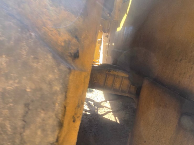 deere-444j-image-76