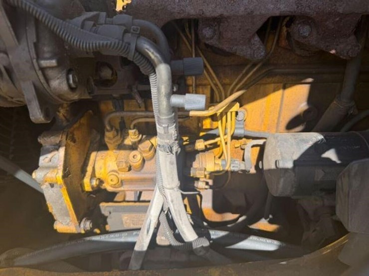 2006-deere-310g-image-22