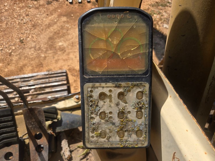 caterpillar-320-image-52