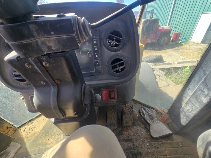deere-444j-image-39