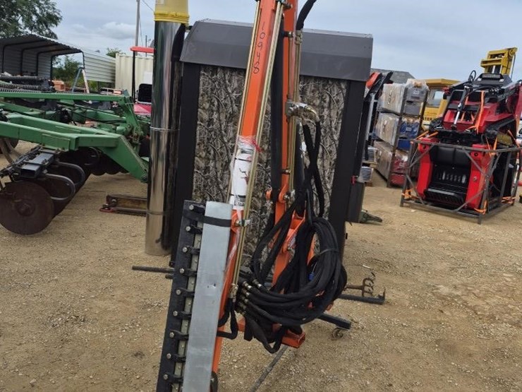 farmer-helper-brm120-4'-hydraulic-boom-sickle-mower-image-2