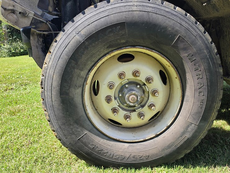 #25407-•-2005-volvo-vhd-quad-axle-dump-truck-image-139