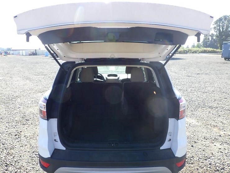 2017-ford-escape-image-15