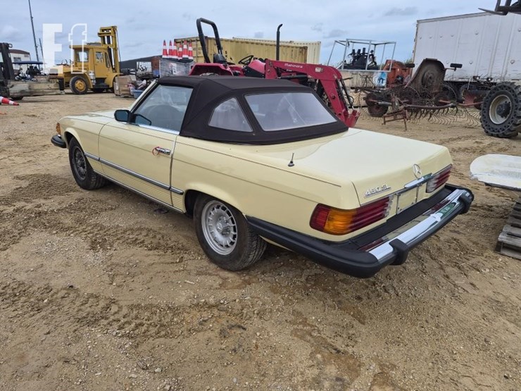 1975-mercedes-benz-450sl-image-2