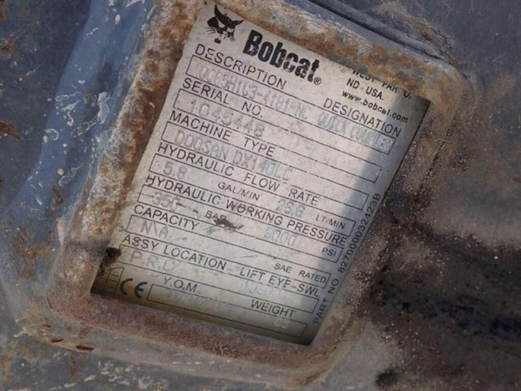2021-bobcat-e145-image-47