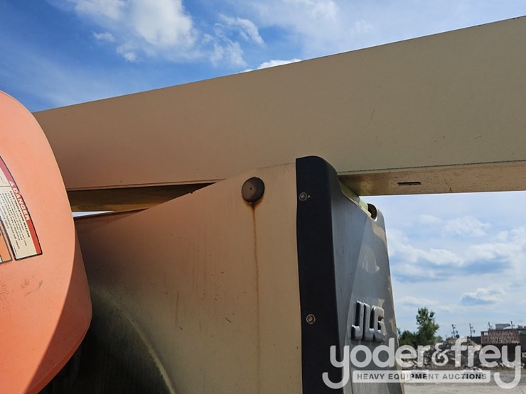 2008-jlg-800aj-image-34
