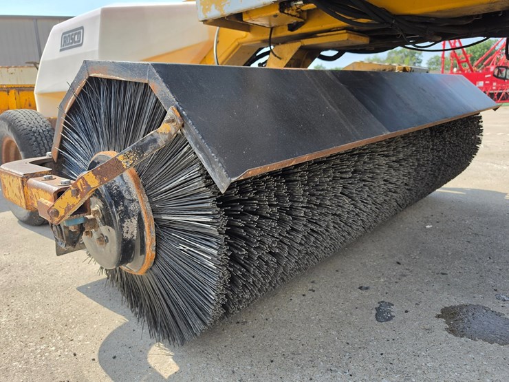#25415-•-rosco-sweeper-broom-image-32
