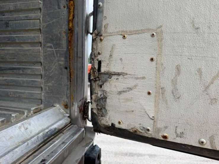 2005-utility-reefer-trailer-image-21