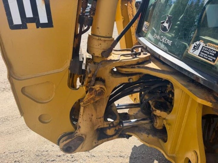 2006-deere-310g-image-35