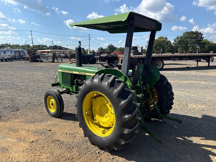 john-deere-2040-image-7