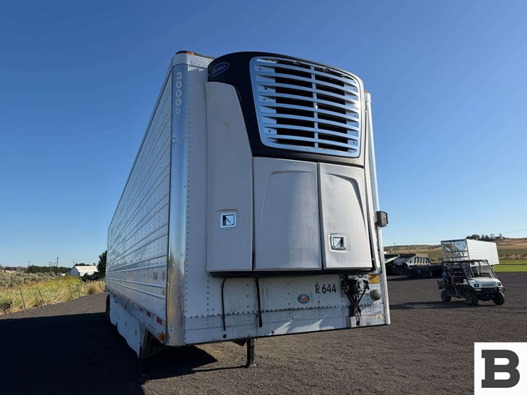 2013-utility-reefer-van-image-8