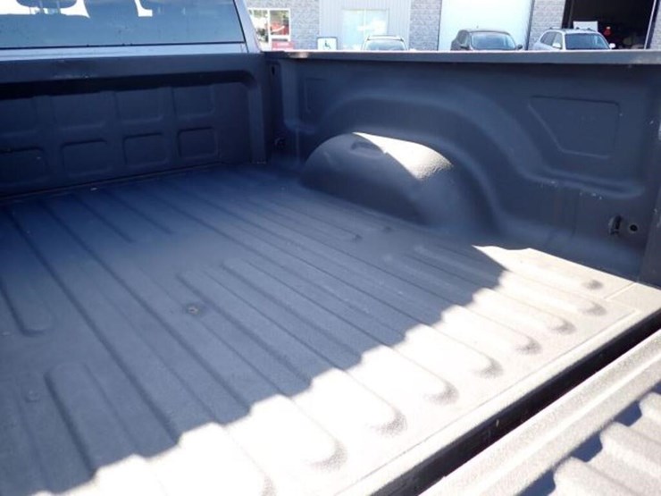 2019-dodge-1500-image-30