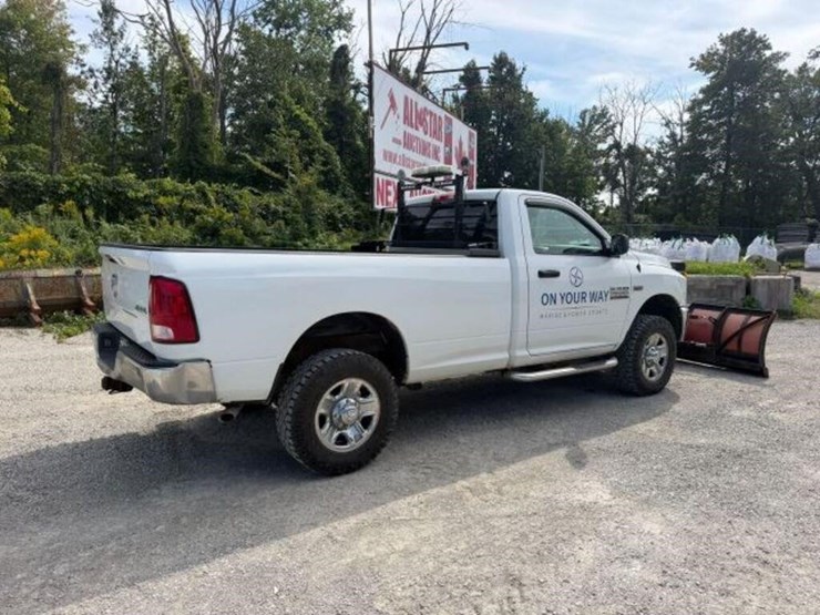 2016-ram-2500-hd-image-4