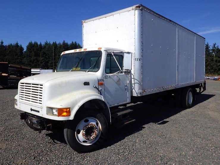 2000-international-4700-image-1