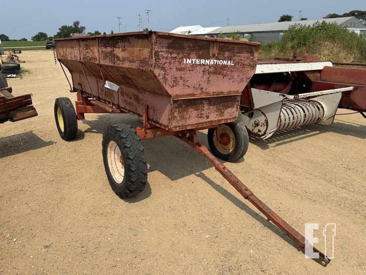 case-ih-100-image-1
