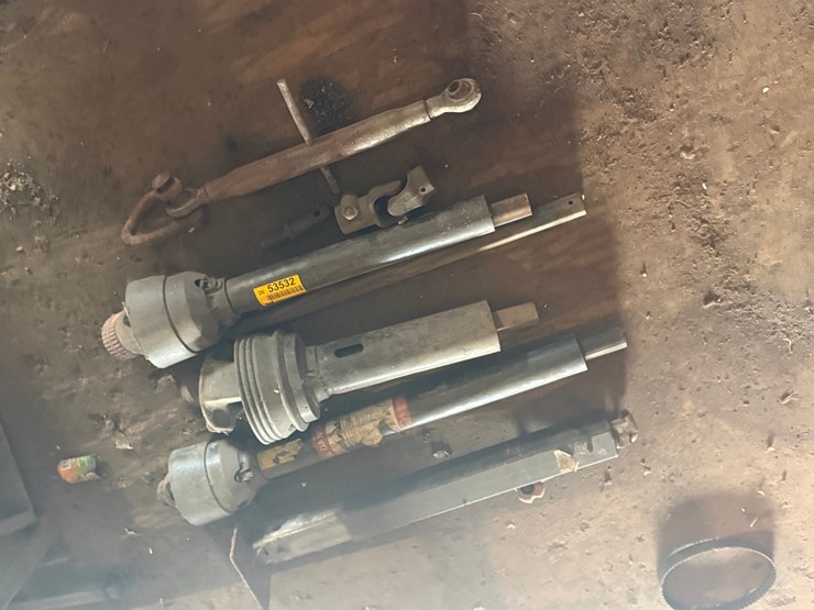 #53532-•-lot-of-pto-shafts-&-miscellaneous-inv#53532-image-1
