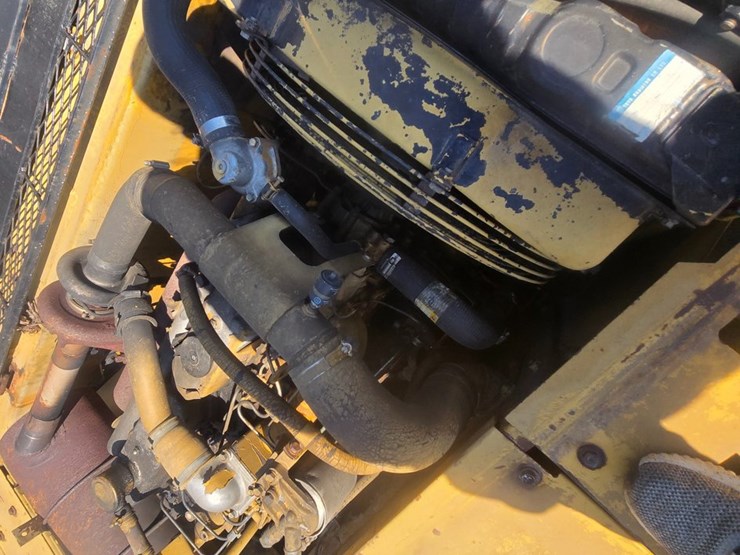 caterpillar-320-image-27