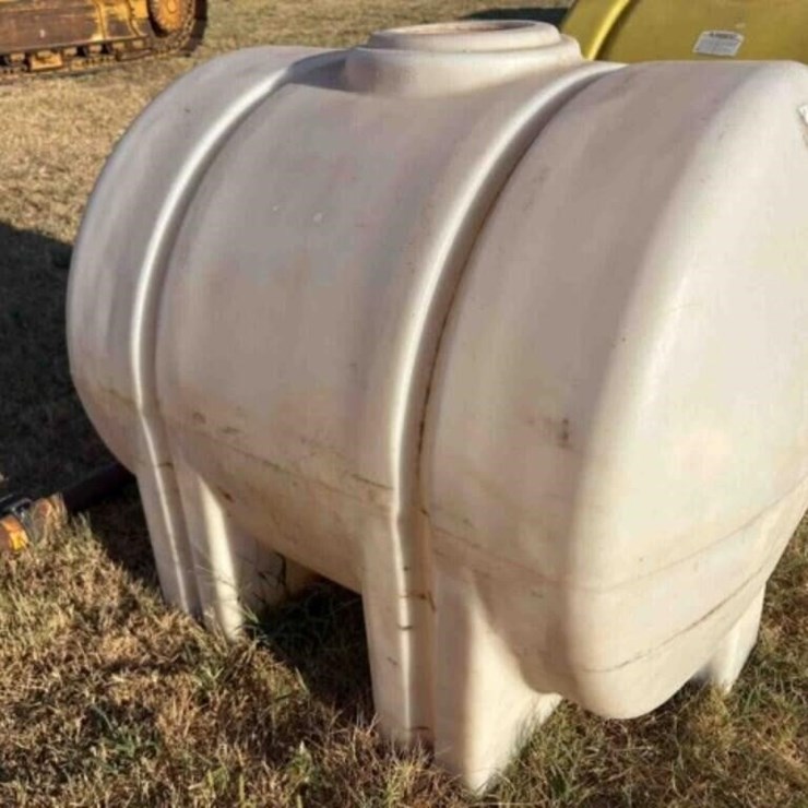 225 Gallon Poly Tank