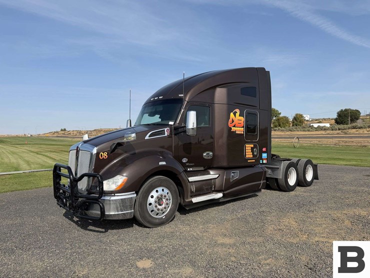 2016-kenworth-t680-image-1