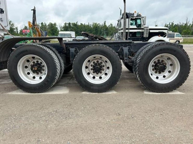 2007-western-star-4900ex-image-95
