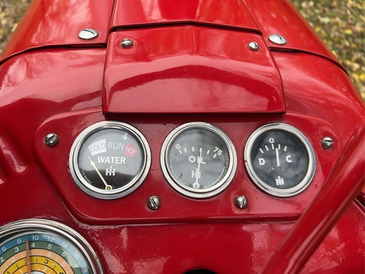 1955-international-300-image-66