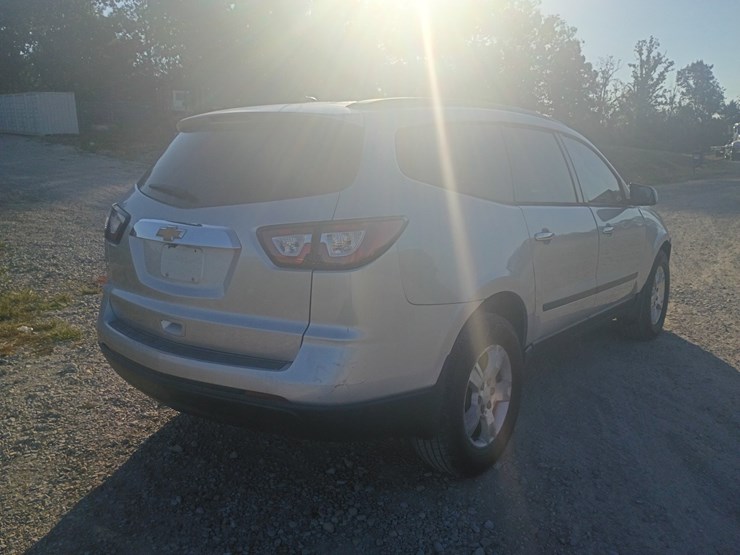 2013-chevrolet-traverse-image-7
