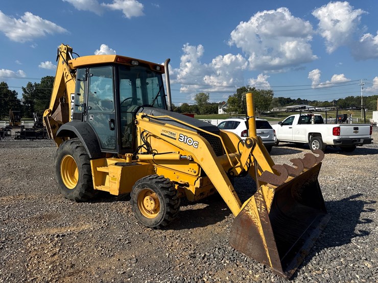 2005-deere-310g-image-3