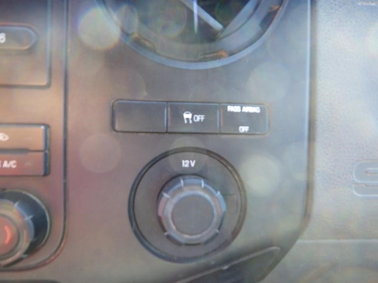 2011-ford-f250-image-31