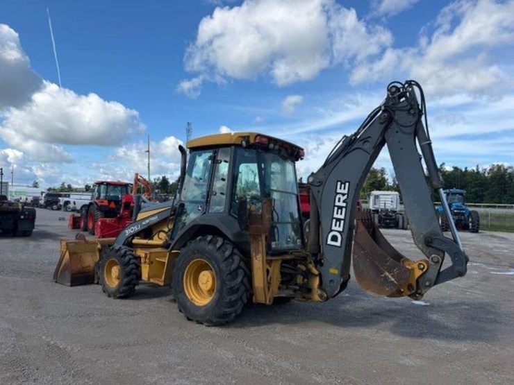 2011-deere-310sj-image-4