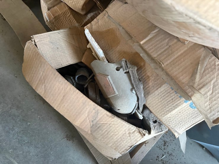 #53544-•-lot-of-miscellaneous-parts-inv#53544-image-9