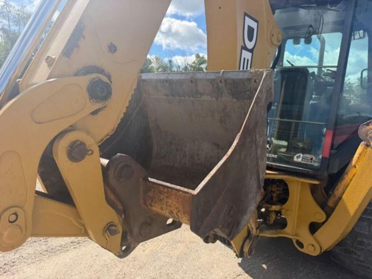2006-deere-310g-image-36