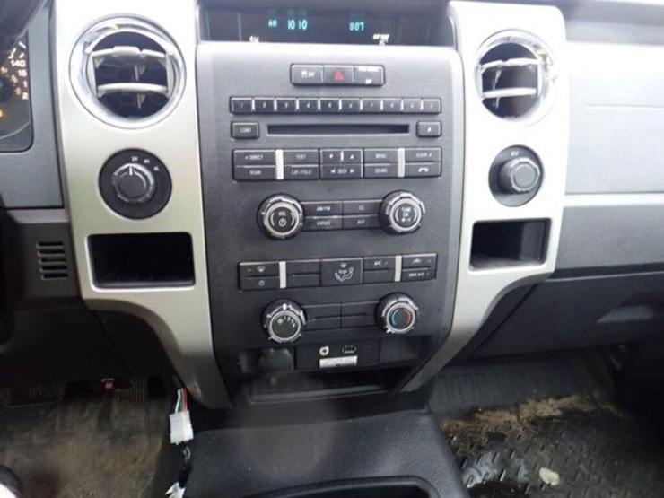 2013-ford-f150-image-30