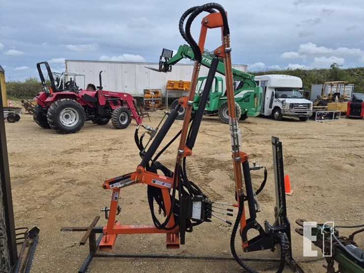 farmer-helper-brm120-4'-hydraulic-boom-sickle-mower-image-3