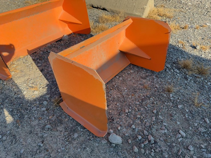 #97-•-36"-mini-skid-steer-snow-pusher-inv#54732-image-3