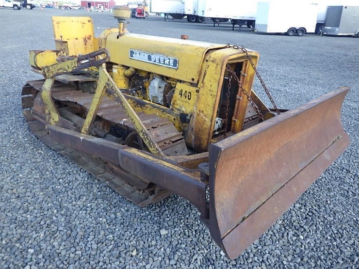 john-deere-440-image-7