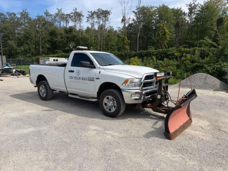 2016-ram-2500-hd-image-2
