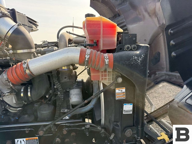 2016-kenworth-t680-image-44