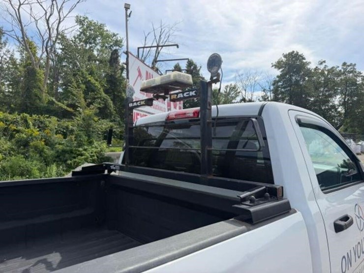 2016-ram-2500-hd-image-24