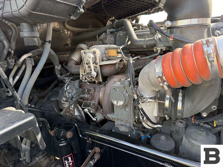 2016-kenworth-t680-image-46