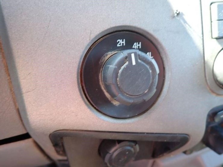 ford-f550-image-23