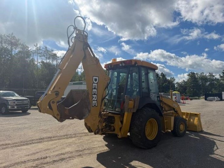 2006-deere-310g-image-5