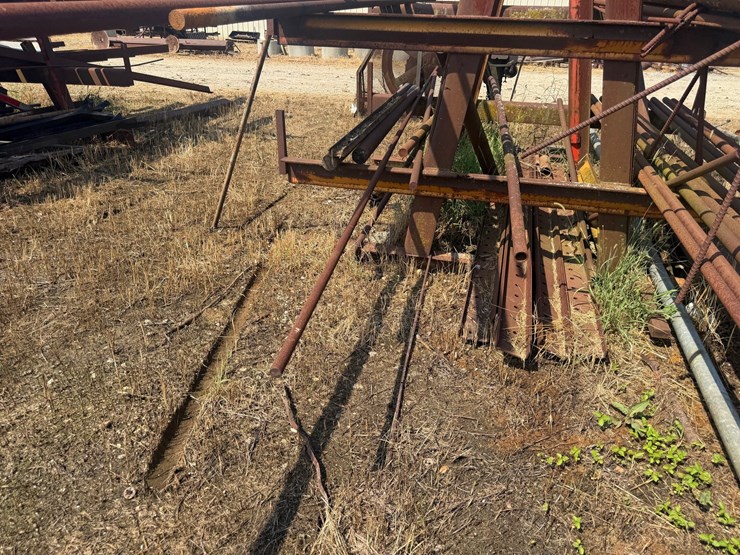 #54009-•-pipe-rack-w/-contents-inv#54009-image-38