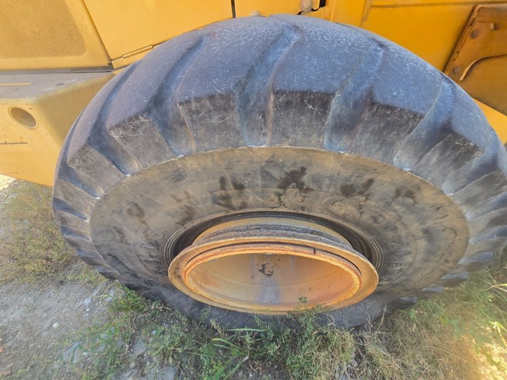 deere-444j-image-71