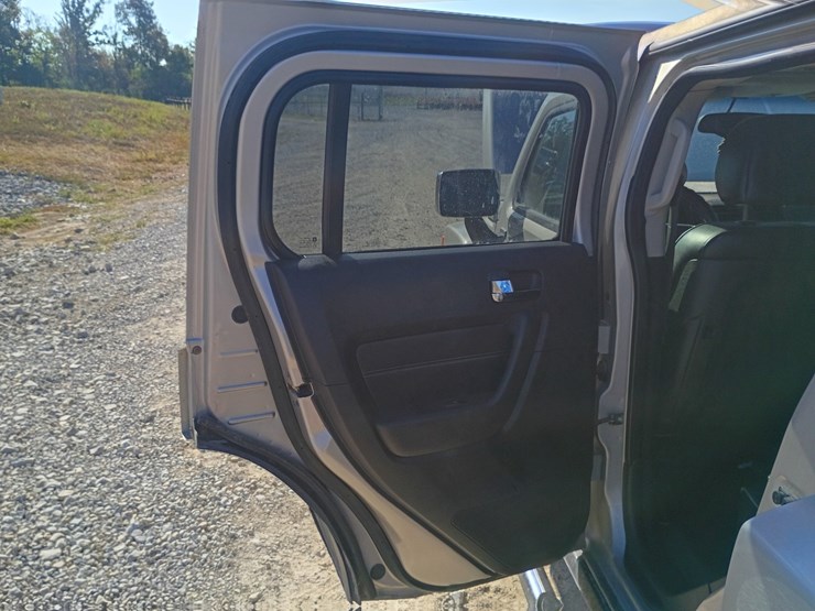 2006-hummer-h3-image-59