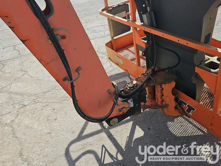 2008-jlg-800aj-image-36